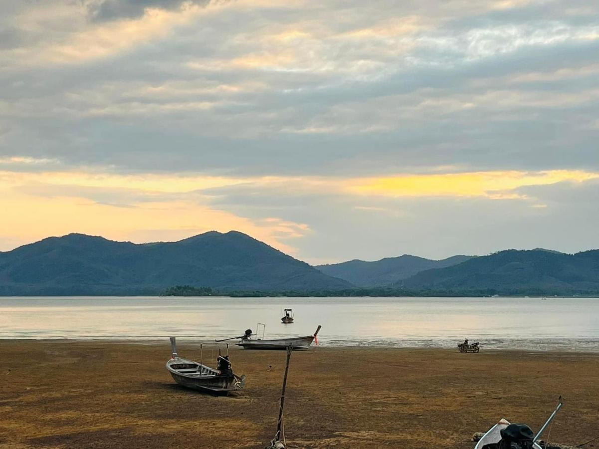 Rimlay Bay View Villa Ко Яо Ной Екстериор снимка
